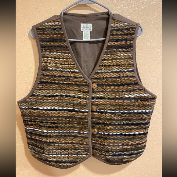Harry and David's Northwest Express Suede Stripe Vest Men's Size Large - Picture 1 of 4